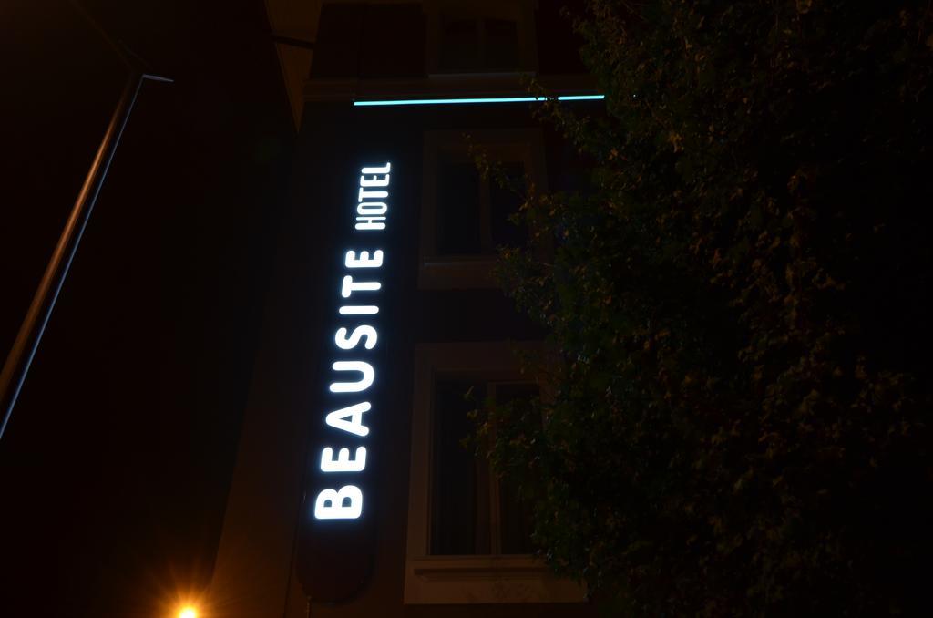 Beausite Hotel Crissier Bagian luar foto