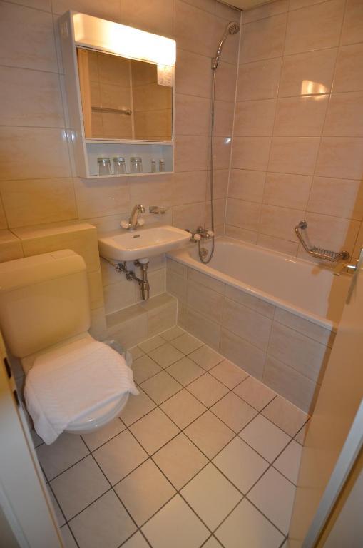 Beausite Hotel Crissier Ruang foto