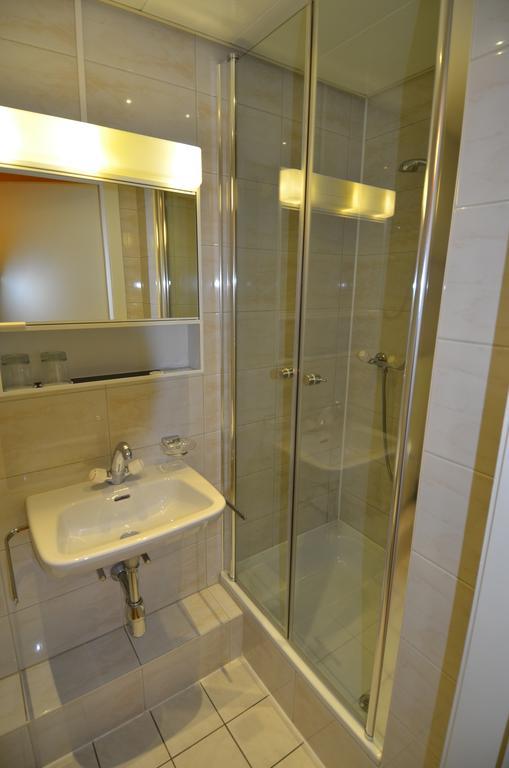 Beausite Hotel Crissier Ruang foto