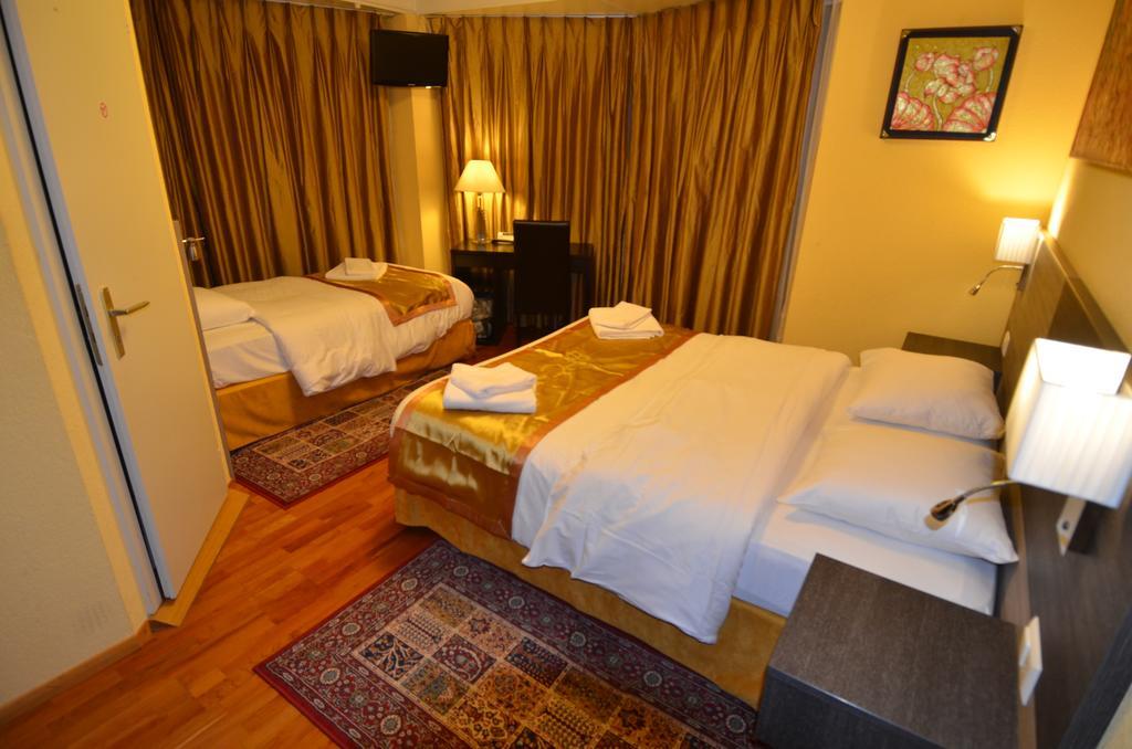 Beausite Hotel Crissier Ruang foto