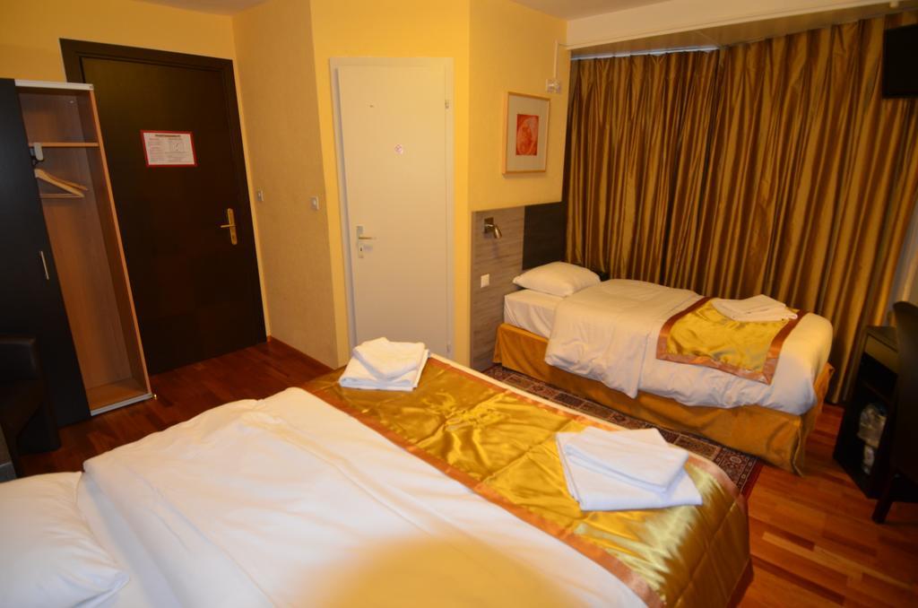 Beausite Hotel Crissier Ruang foto