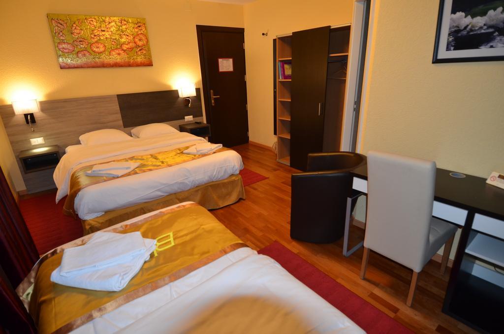 Beausite Hotel Crissier Ruang foto