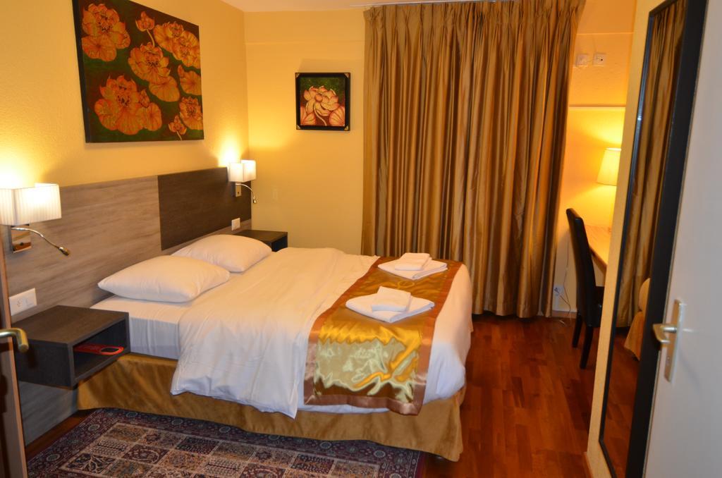 Beausite Hotel Crissier Ruang foto
