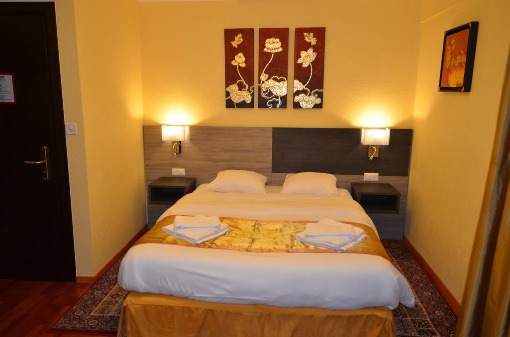 Beausite Hotel Crissier Bagian luar foto