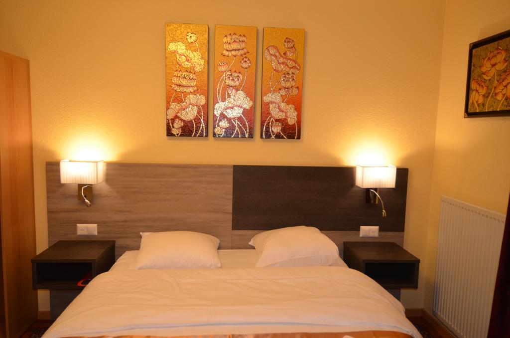 Beausite Hotel Crissier Ruang foto
