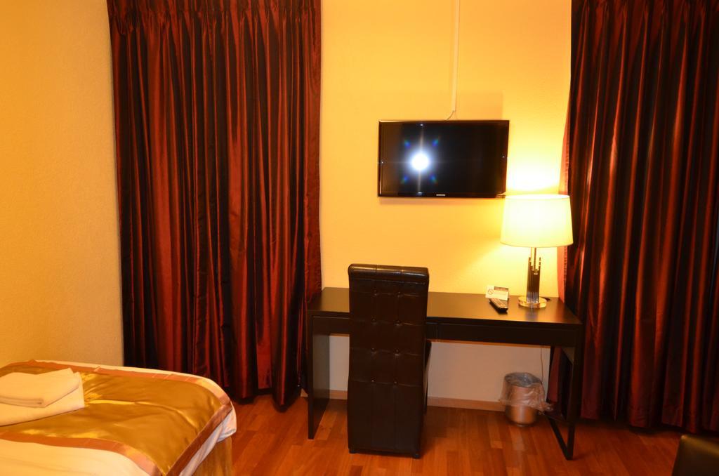 Beausite Hotel Crissier Ruang foto
